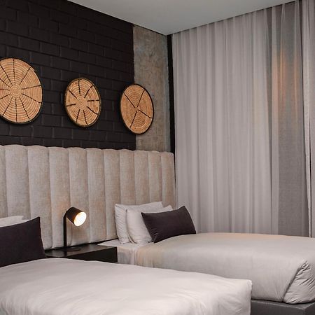 The Urban Hotel Lusaka Bagian luar foto