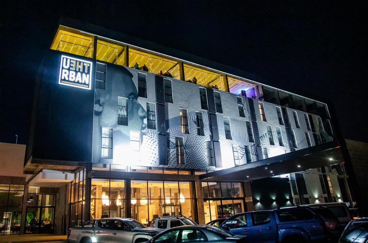 The Urban Hotel Lusaka Bagian luar foto