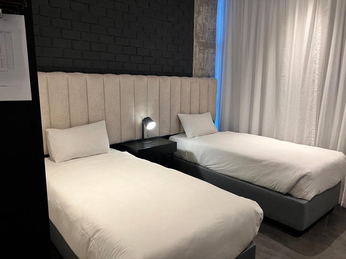 The Urban Hotel Lusaka Bagian luar foto